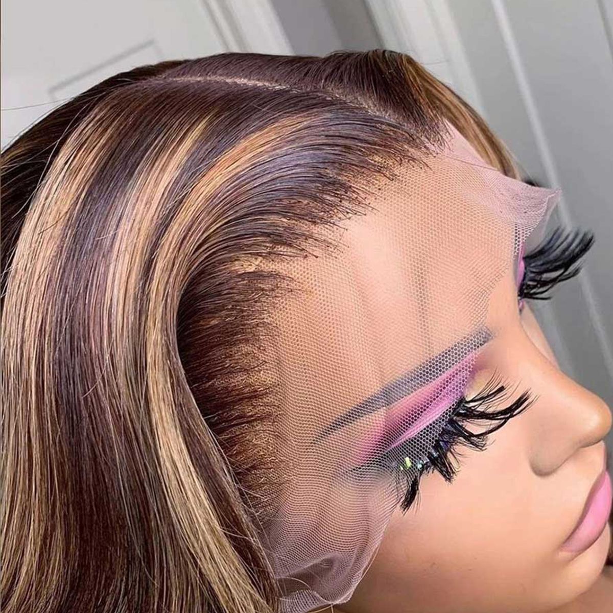 Highlight Shoulder Length Wig Body Wave 4/27 Bob Wigs Honey Blonde Lace Front Wig 180% Density